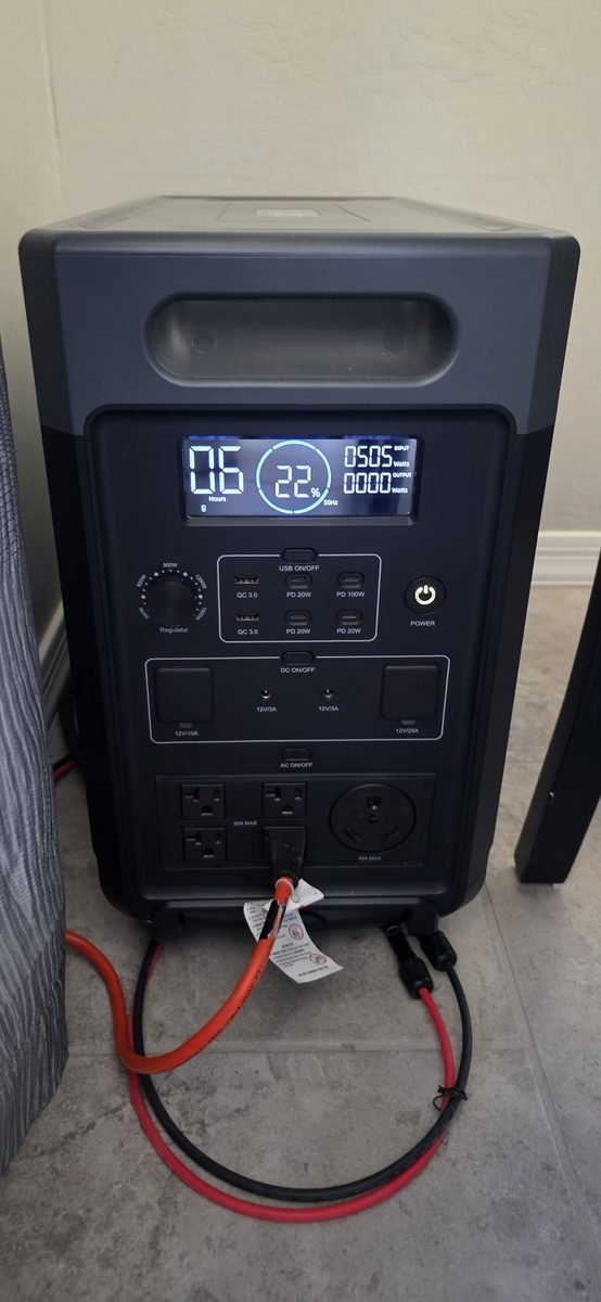 Aferiy P310 solar generator display showing 505 watts of solar input at 22 percent battery